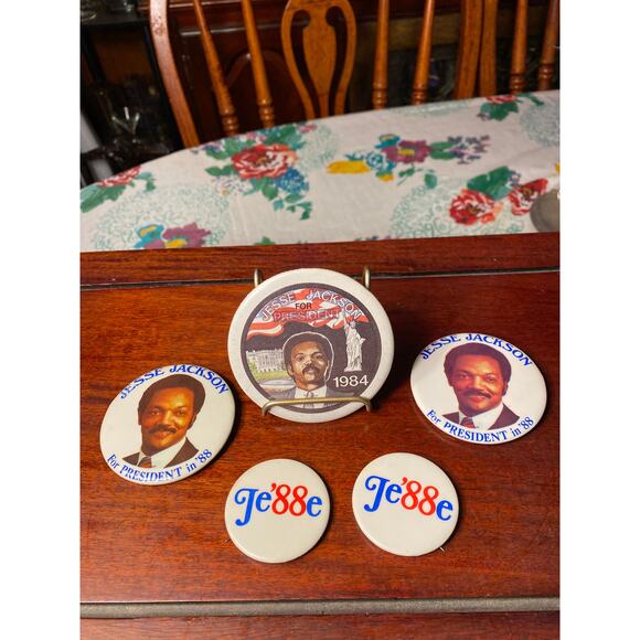 Lot of 5 Jesse Jackson for President 1988 Campaign Buttons Pins Badges 3 types - Picture 1 of 14